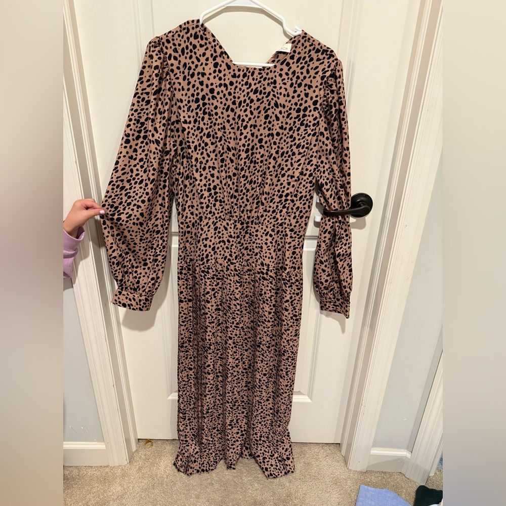 Pinch Long Sleeve Dress with Black Spots
